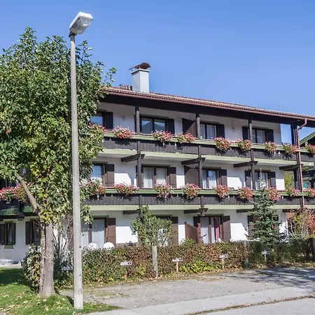 Marinas Alpenblick Apartment *